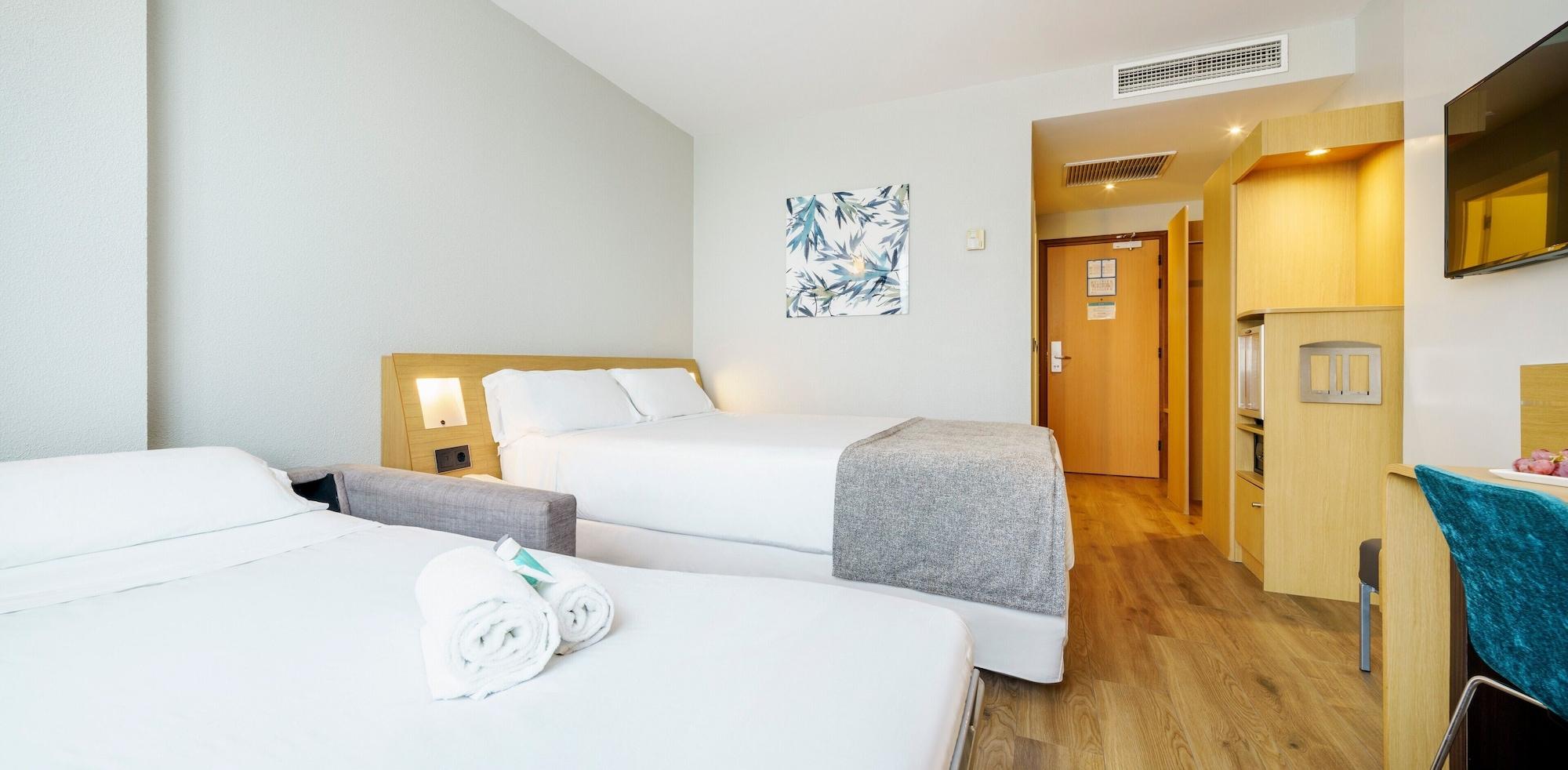 Hotel Ilunion Valencia 4 Extérieur photo
