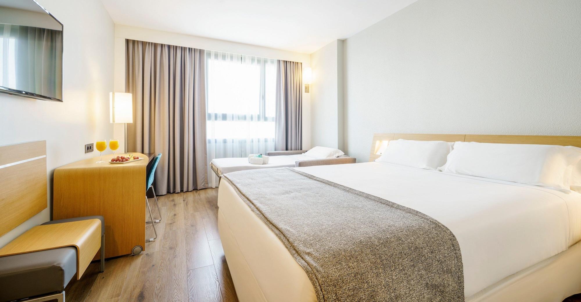 Hotel Ilunion Valencia 4 Extérieur photo